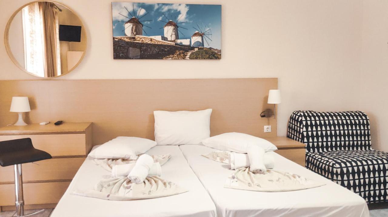 Jimmy'S Rooms Nea Potidea Buitenkant foto